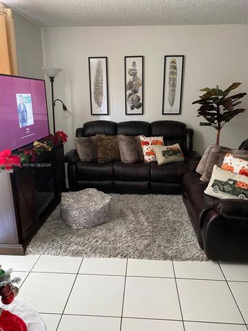 10000 NW 80th Court 2357, Hialeah Gardens, FL 33016