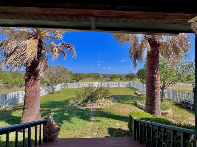 510 Eldorado ST, Tow, TX 78672