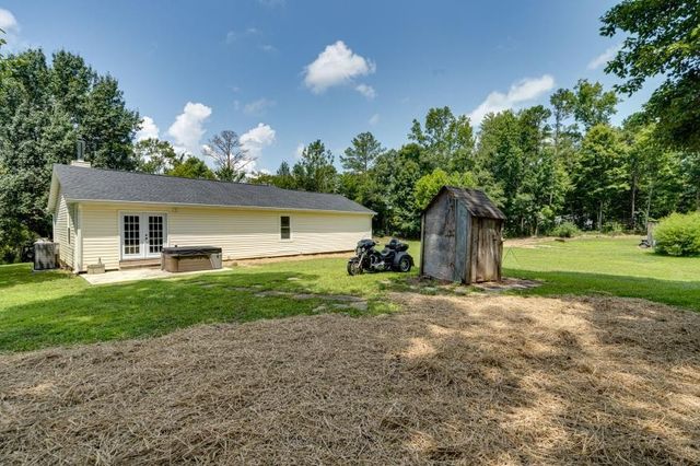 1569 County Road 750, Athens, TN 37303