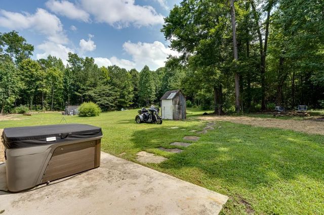 1569 County Road 750, Athens, TN 37303