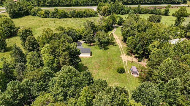 1569 County Road 750, Athens, TN 37303
