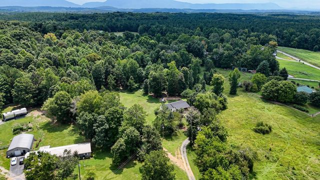 1569 County Road 750, Athens, TN 37303