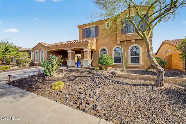 2009 W Nadine Way, Phoenix, AZ 85085