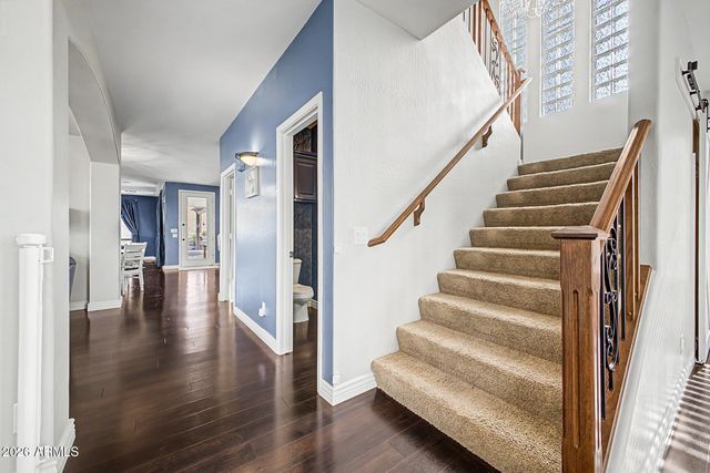 2009 W Nadine Way, Phoenix, AZ 85085