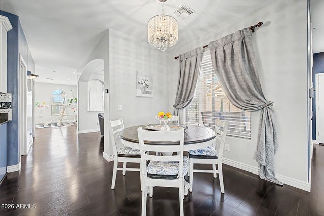 2009 W Nadine Way, Phoenix, AZ 85085