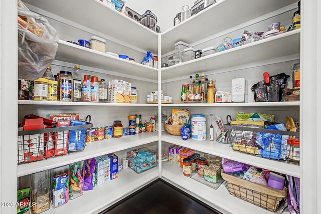 2009 W Nadine Way, Phoenix, AZ 85085