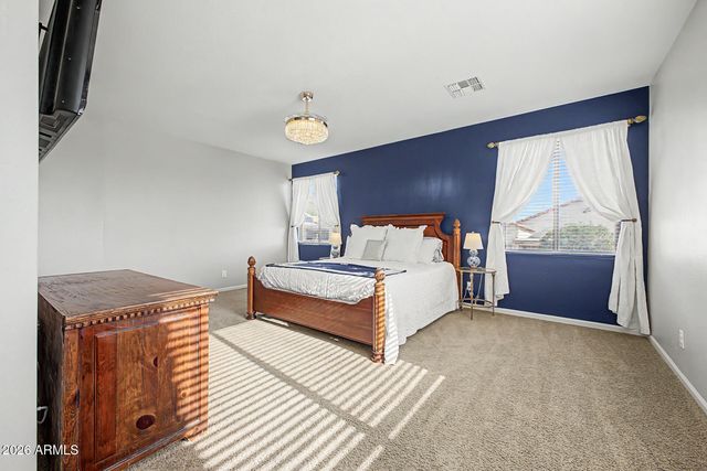 2009 W Nadine Way, Phoenix, AZ 85085