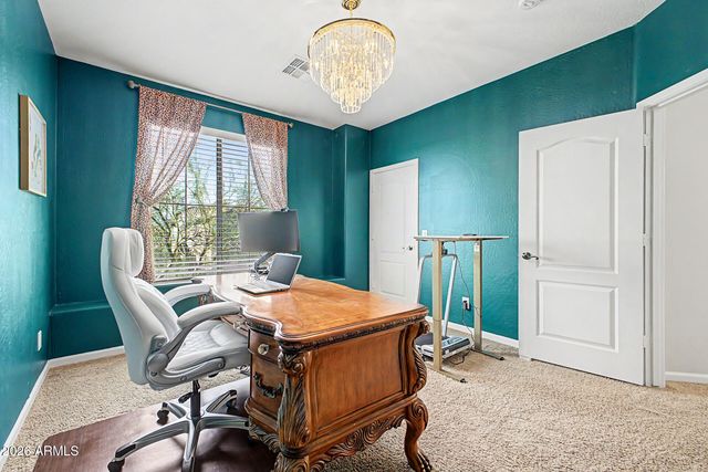 2009 W Nadine Way, Phoenix, AZ 85085