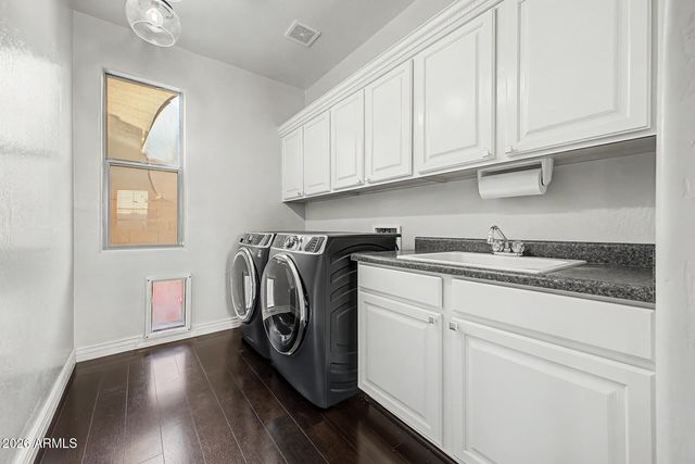 2009 W Nadine Way, Phoenix, AZ 85085