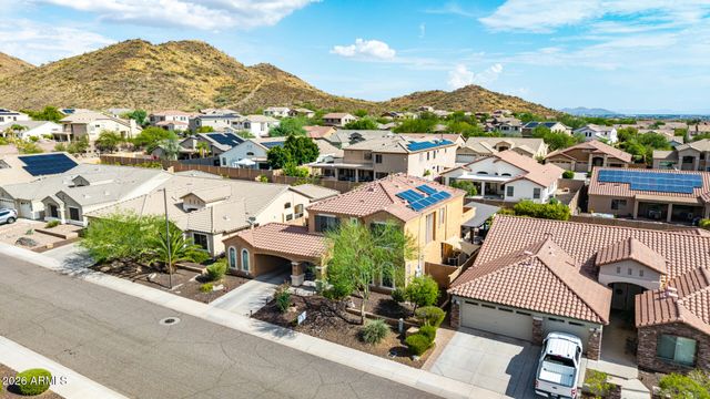 2009 W Nadine Way, Phoenix, AZ 85085
