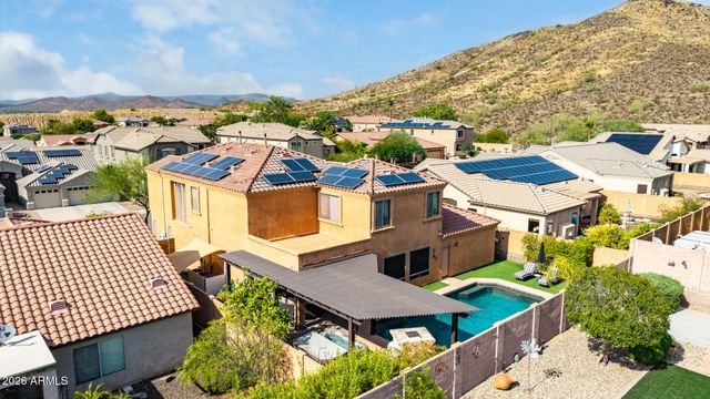 2009 W Nadine Way, Phoenix, AZ 85085