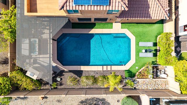 2009 W Nadine Way, Phoenix, AZ 85085