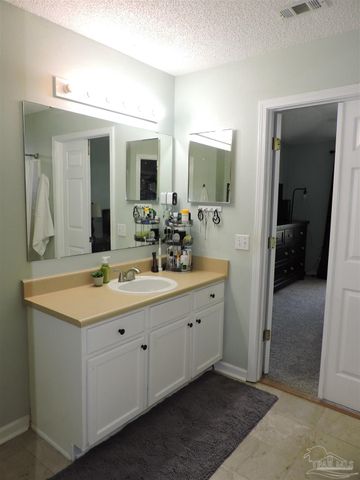 3060 Flintlock Dr, Pensacola, FL 32526