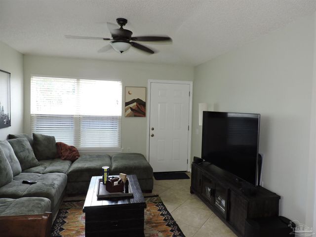 3060 Flintlock Dr, Pensacola, FL 32526