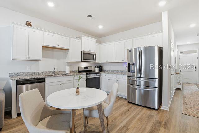 2047 Sanctum St, Ridgeland, SC 29936