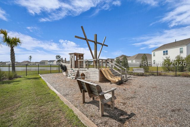 2047 Sanctum St, Ridgeland, SC 29936