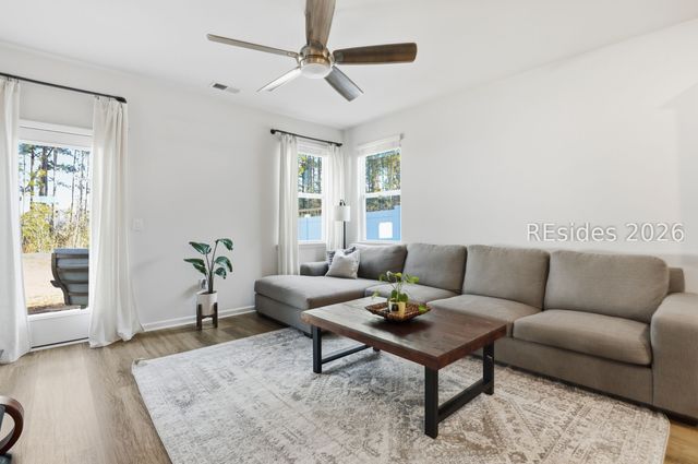 2047 Sanctum St, Ridgeland, SC 29936