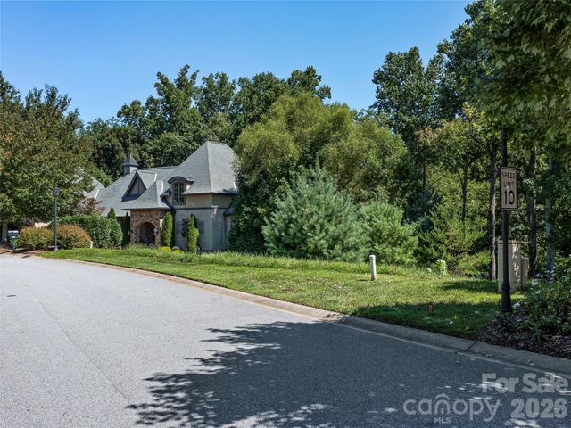19 Mountain Orchid Way 77, Arden, NC 28704