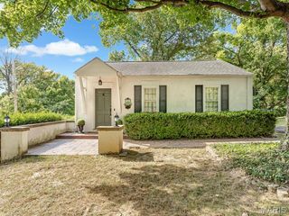 943 Sugarloaf Hill Road, Dupo, IL 62239