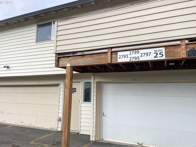 2797 Ne RENE Ave 25-C, Gresham, OR 97030