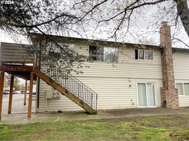 2797 Ne RENE Ave 25-C, Gresham, OR 97030