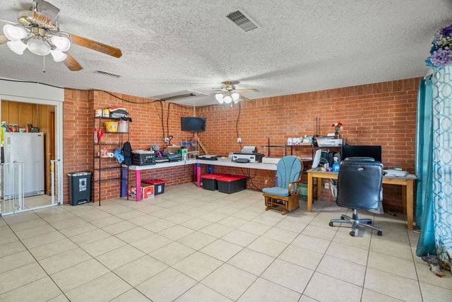 400 Rocco Rd, Big Spring, TX 79720