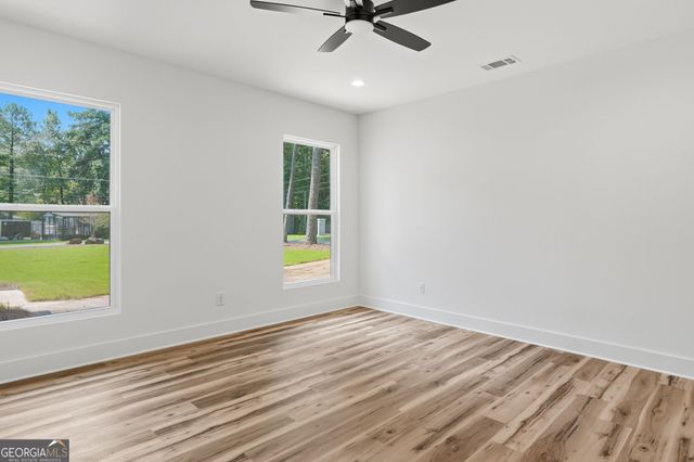 400 Cottonwood Drive, Woodstock, GA 30189