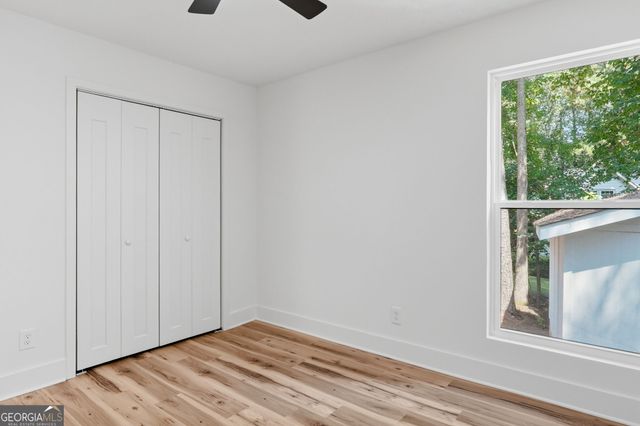 400 Cottonwood Drive, Woodstock, GA 30189