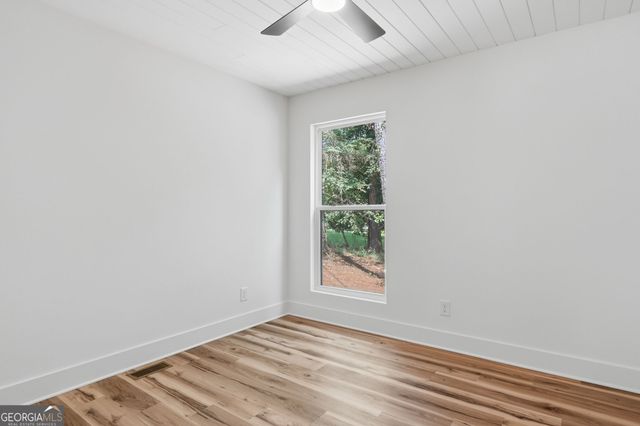 400 Cottonwood Drive, Woodstock, GA 30189