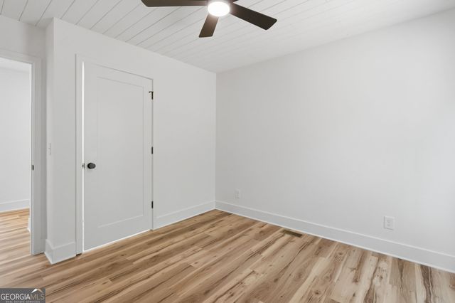 400 Cottonwood Drive, Woodstock, GA 30189