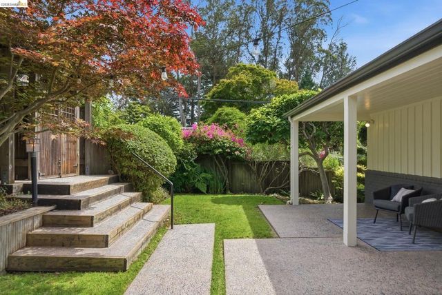 64 Highgate Rd, Kensington, CA 94707