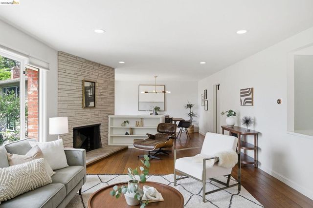 64 Highgate Rd, Kensington, CA 94707