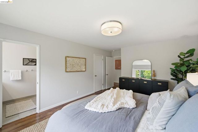 64 Highgate Rd, Kensington, CA 94707