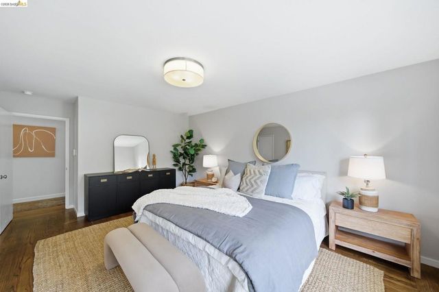 64 Highgate Rd, Kensington, CA 94707