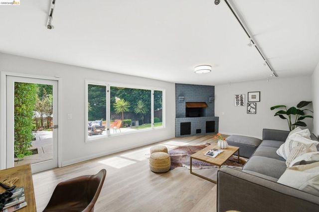 64 Highgate Rd, Kensington, CA 94707