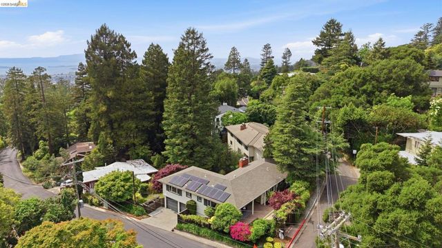 64 Highgate Rd, Kensington, CA 94707