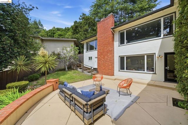 64 Highgate Rd, Kensington, CA 94707