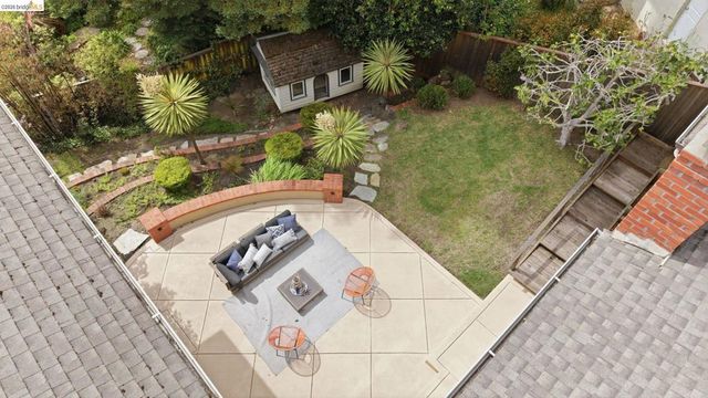 64 Highgate Rd, Kensington, CA 94707