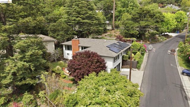64 Highgate Rd, Kensington, CA 94707