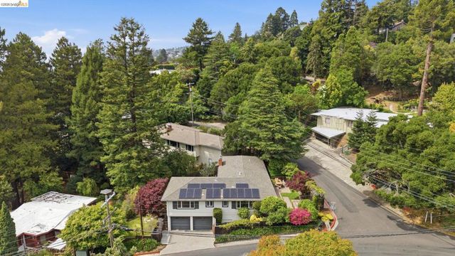 64 Highgate Rd, Kensington, CA 94707