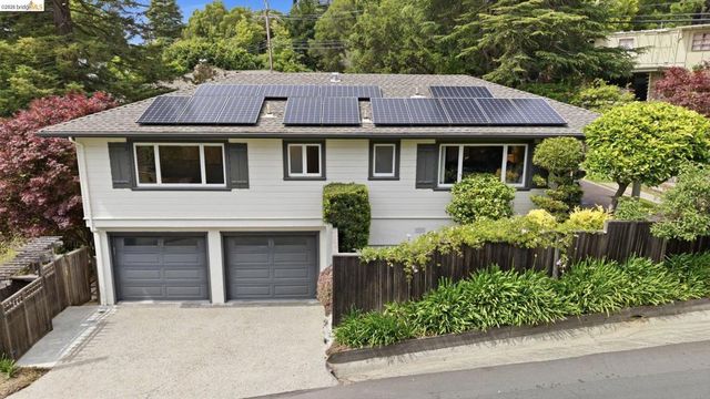 64 Highgate Rd, Kensington, CA 94707