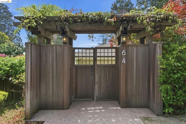 64 Highgate Rd, Kensington, CA 94707