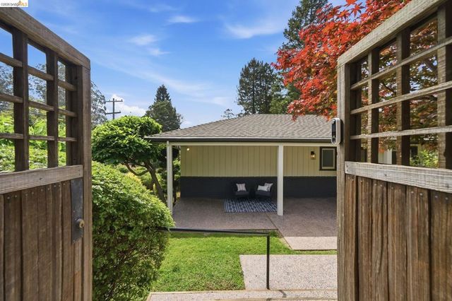 64 Highgate Rd, Kensington, CA 94707