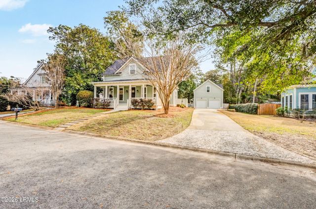 131 Fuller Street, Beaufort, SC 29902