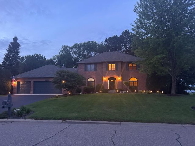 12428 54th Avenue N, Plymouth, MN 55442