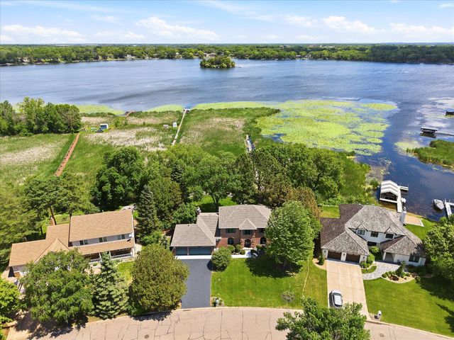12428 54th Avenue N, Plymouth, MN 55442