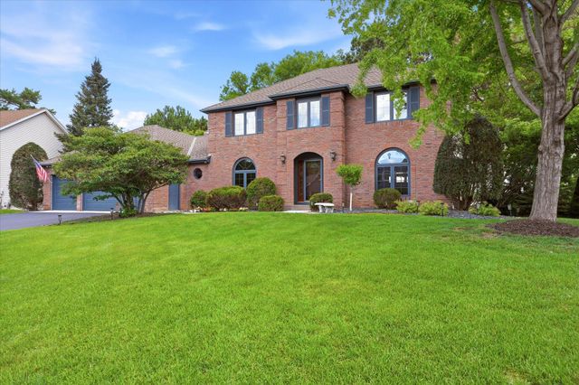 12428 54th Avenue N, Plymouth, MN 55442