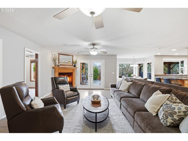 14829 Se TERRITORY Dr, Clackamas, OR 97015