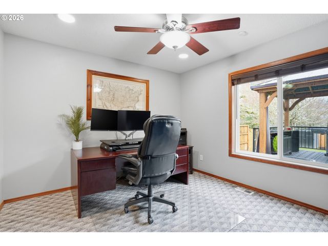 14829 Se TERRITORY Dr, Clackamas, OR 97015