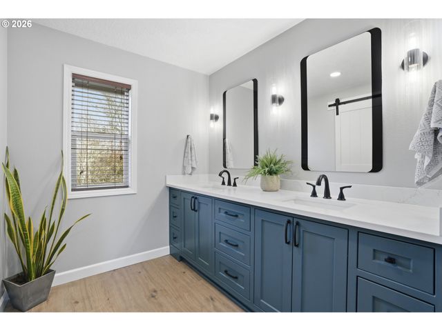 14829 Se TERRITORY Dr, Clackamas, OR 97015